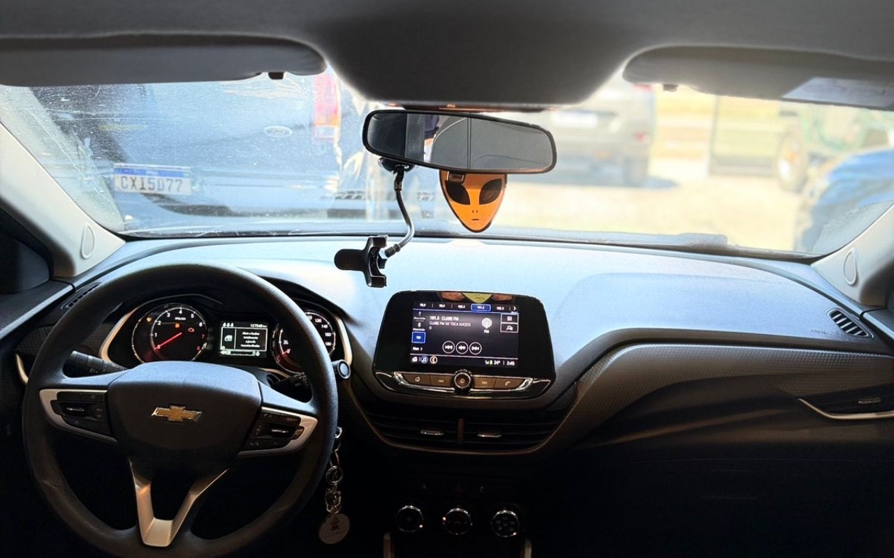imagem-https://www.socarrao.com.br/sc-vehicle-images-prod/3620627/1788460237807-ZWRjZTkxMzEtYWZkOS00MTY0LTllNzktMjJlNDA3ZTY0YWU0LmpwZWc.jpeg