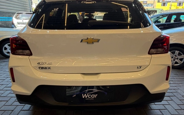 imagem-https://www.socarrao.com.br/sc-vehicle-images-prod/3620627/1788460237877-Zjg0MjM4ZDAtZTI3OS00NjQ4LTk2Y2UtZWU4YTZhY2NmNDg5LmpwZWc.jpeg