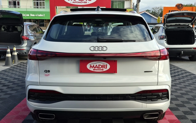 imagem-https://www.socarrao.com.br/sc-vehicle-images-prod/3620895/1788460814681-003_3c90f24a76fecf5a9644661c6f3213c9.jpg