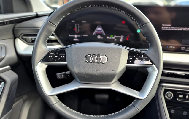 imagem-https://www.socarrao.com.br/sc-vehicle-images-prod/3620895/1788460814694-003_6927196e906553455f84c8aa33b45d7b.jpg