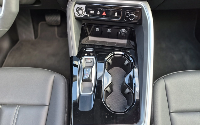 imagem-https://www.socarrao.com.br/sc-vehicle-images-prod/3620895/1788460814697-003_22bdf77e59a6d69cd38bd500a2c2226f.jpg