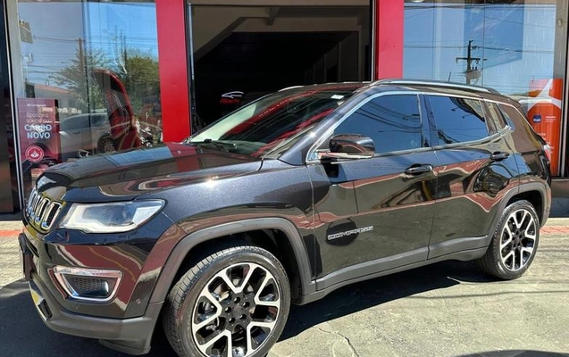 imagem-https://www.socarrao.com.br/sc-vehicle-images-prod/3620901/1788460820936-8447633_7_B_aa63f8e04b.jpeg