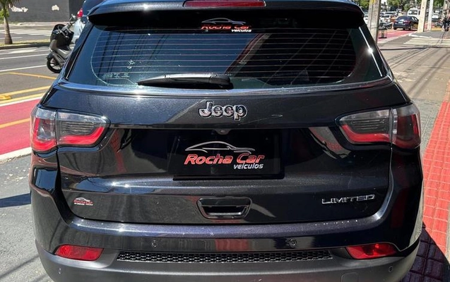 imagem-https://www.socarrao.com.br/sc-vehicle-images-prod/3620901/1788460820946-8447633_6_B_c6ebcfb4e0.jpeg