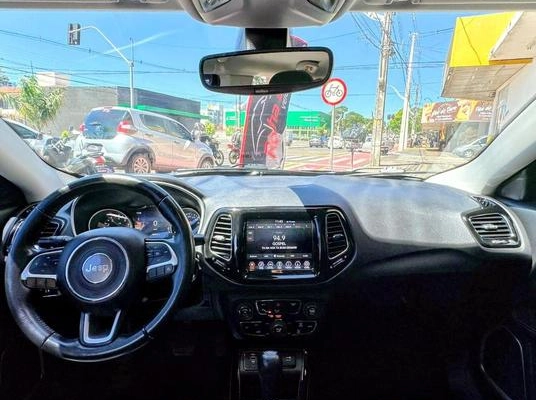 imagem-https://www.socarrao.com.br/sc-vehicle-images-prod/3620901/1788460820955-8447633_15_B_639e3585d1.jpeg