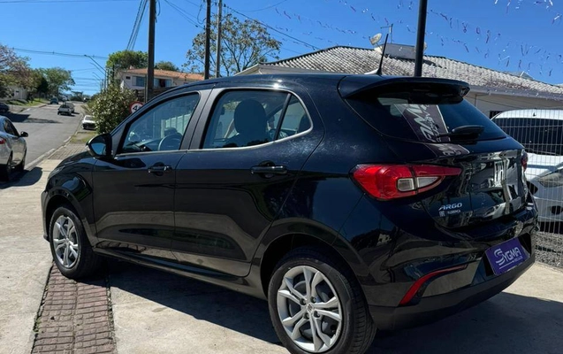 imagem-https://www.socarrao.com.br/sc-vehicle-images-prod/3620973/1788460950054-13f26063a8934051ac2c5a00b836a0bd_1788460826403.jpg