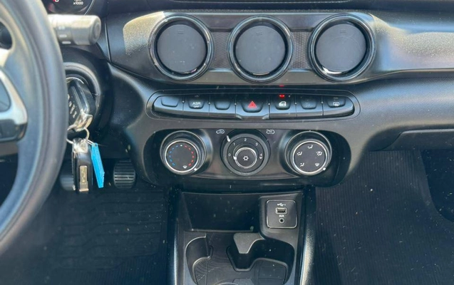 imagem-https://www.socarrao.com.br/sc-vehicle-images-prod/3620973/1788460950058-c2336a21415645cba7c6447b726d9869_1788460826424.jpg