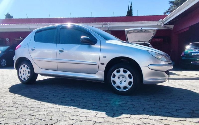imagem-https://www.socarrao.com.br/sc-vehicle-images-prod/3621112/1788461430537-8447312_3_B_c9650e1439.jpeg