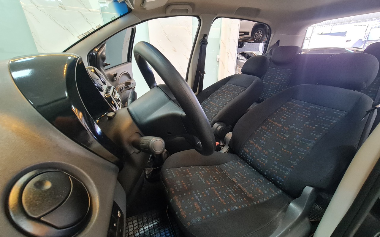 imagem-https://www.socarrao.com.br/sc-vehicle-images-prod/3621199/1788461568119-MTIuanBn.jpg