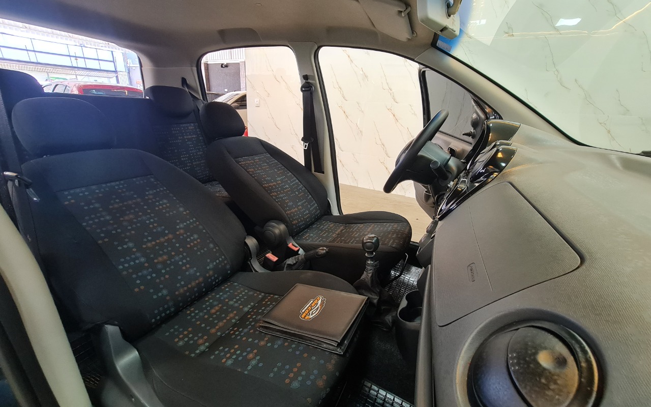 imagem-https://www.socarrao.com.br/sc-vehicle-images-prod/3621199/1788461568298-MTMuanBn.jpg
