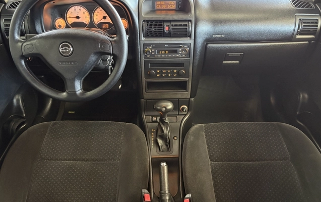 imagem-https://www.socarrao.com.br/sc-vehicle-images-prod/3621253/1788461683897-TmLsC9W1Z7C3OFz7jZxvhvVJczqMO37l.jpg