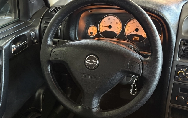 imagem-https://www.socarrao.com.br/sc-vehicle-images-prod/3621253/1788461683899-aAsxLF06WEX6F4FqcHN01FZdBm12218k.jpg