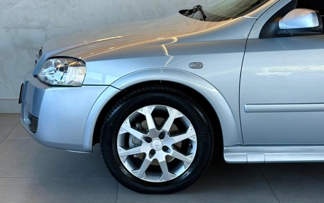 imagem-https://www.socarrao.com.br/sc-vehicle-images-prod/3621333/1788462056063-V2hhdHNBcHAgSW1hZ2UgMjAyNi0wOS0wMyBhdCAxNS4zNS41NyAoMikuanBlZw.jpeg