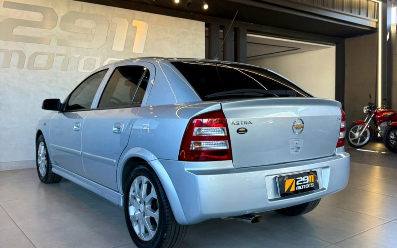 imagem-https://www.socarrao.com.br/sc-vehicle-images-prod/3621333/1788462056207-V2hhdHNBcHAgSW1hZ2UgMjAyNi0wOS0wMyBhdCAxNS4zNS41OC5qcGVn.jpeg