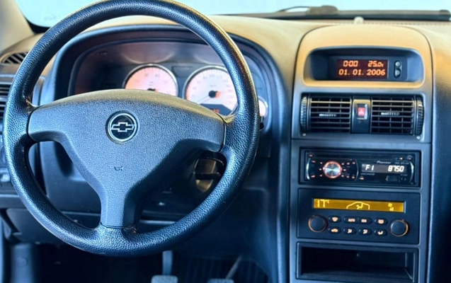imagem-https://www.socarrao.com.br/sc-vehicle-images-prod/3621333/1788462056429-V2hhdHNBcHAgSW1hZ2UgMjAyNi0wOS0wMyBhdCAxNS4zNS41OS5qcGVn.jpeg