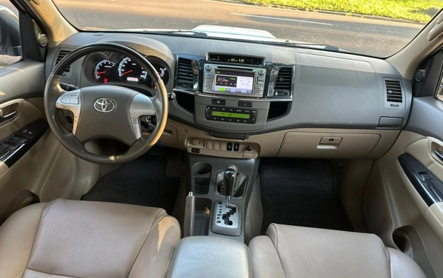 imagem-https://www.socarrao.com.br/sc-vehicle-images-prod/3621340/1788462085498-8_040001.jpg
