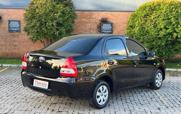 imagem-https://www.socarrao.com.br/sc-vehicle-images-prod/3621425/1789145864680-8437313_2_B_12f87ffe88.jpeg