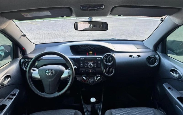 imagem-https://www.socarrao.com.br/sc-vehicle-images-prod/3621425/1789145864684-8437313_1_B_ea922f90b7.jpeg