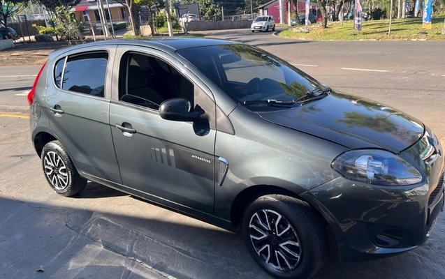 imagem-https://www.socarrao.com.br/sc-vehicle-images-prod/3621543/1789504634563-HcFzeF5rT3YItLSiP4ZiEXpCSxdGTPZF.jpg