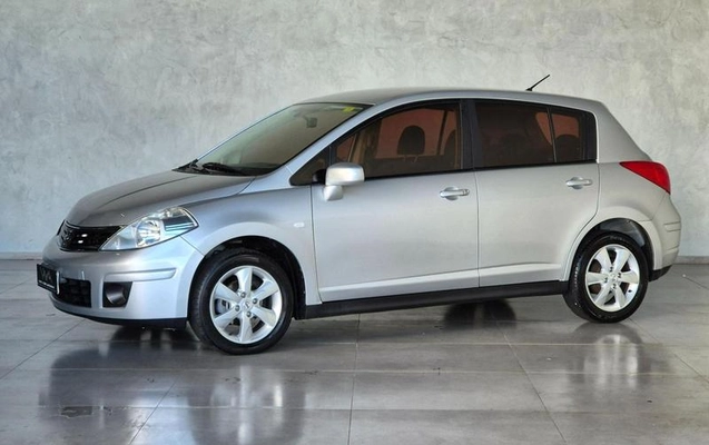 imagem-https://www.socarrao.com.br/sc-vehicle-images-prod/3621569/1788463174182-8407473_11_B_7950e90d9b.jpeg