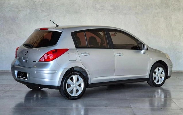 imagem-https://www.socarrao.com.br/sc-vehicle-images-prod/3621569/1788463174188-8407473_10_B_46d0137bc5.jpeg