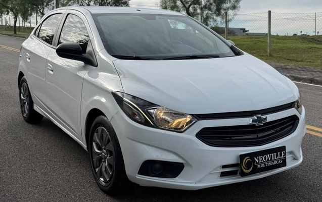 imagem-https://www.socarrao.com.br/sc-vehicle-images-prod/3621704/1788533588853-HHVUWWPupPL4F5rUrTmx6s8gN1WdCnWo.jpg