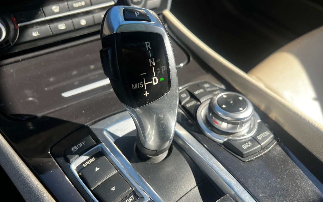 imagem-https://www.socarrao.com.br/sc-vehicle-images-prod/3621732/1788463346160-V2hhdHNBcHAgSW1hZ2UgMjAyNi0wOS0wMyBhdCAxNi4wOC40MC5qcGVn.jpeg