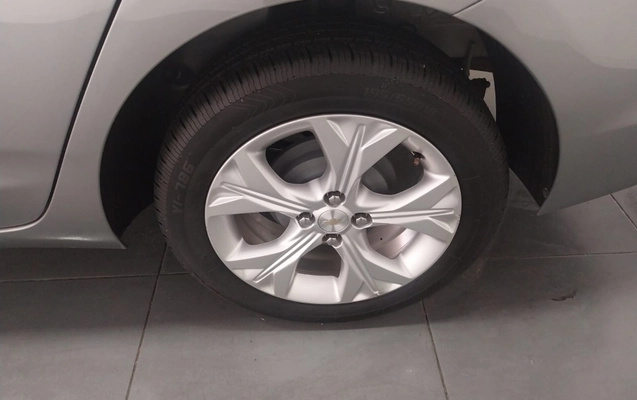 imagem-https://www.socarrao.com.br/sc-vehicle-images-prod/3621762/1788463398537-VKnOIDNP7aDMYTx1nuc0G5fmznZNqv3f.jpg