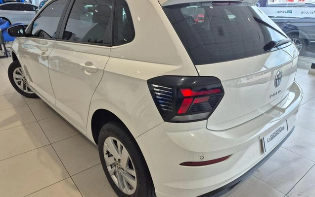 imagem-https://www.socarrao.com.br/sc-vehicle-images-prod/3621959/1789213501335-8448313_19_B_468637a7a3.jpeg