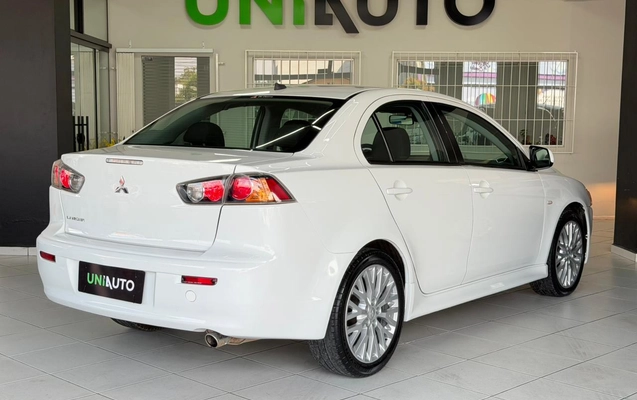 imagem-https://www.socarrao.com.br/sc-vehicle-images-prod/3622050/1788463915903-003_93c9aa63f2d8e21876367dc8783eb0ec.jpeg