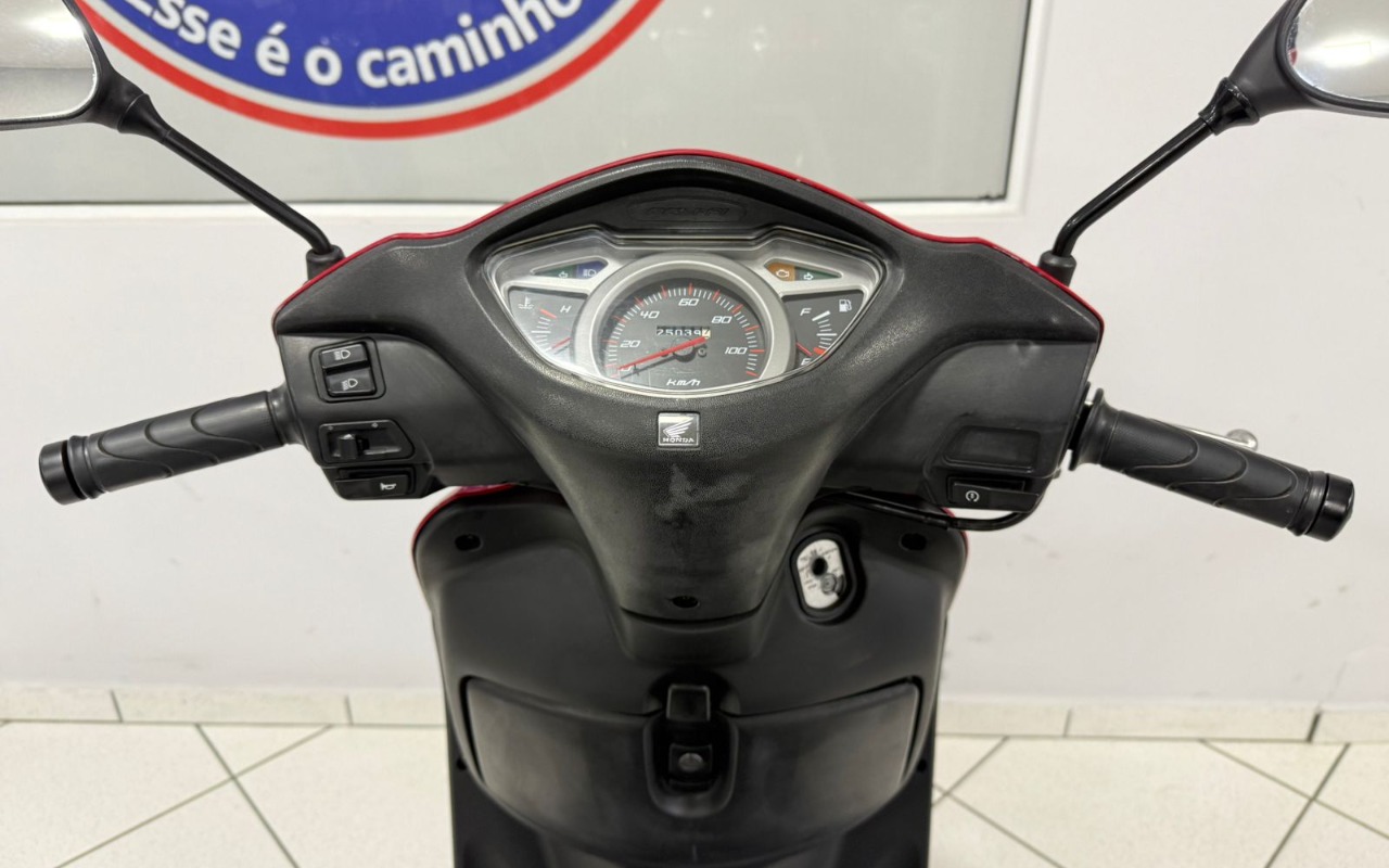 imagem-https://www.socarrao.com.br/sc-vehicle-images-prod/3622110/1788467740919-V2hhdHNBcHAgSW1hZ2UgMjAyNi0wOS0wMyBhdCAxNy4xMS4yMyAoNCkuanBlZw.jpeg