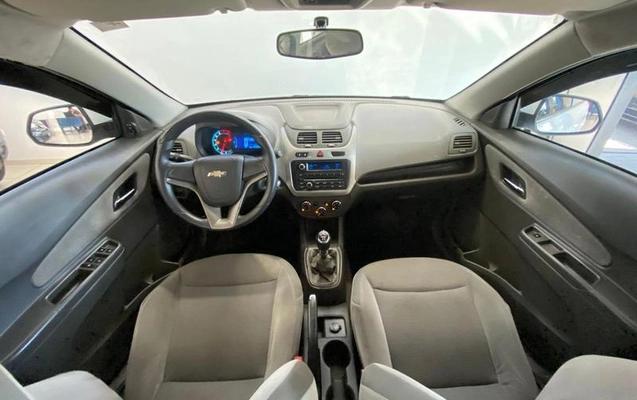 imagem-https://www.socarrao.com.br/sc-vehicle-images-prod/3622176/1789671734684-8447880_11_B_cd80213251.jpeg