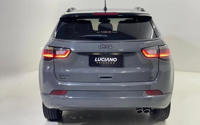 imagem-https://www.socarrao.com.br/sc-vehicle-images-prod/3622375/1788618831873-8435614_0_B_78eca0e8fb.jpeg