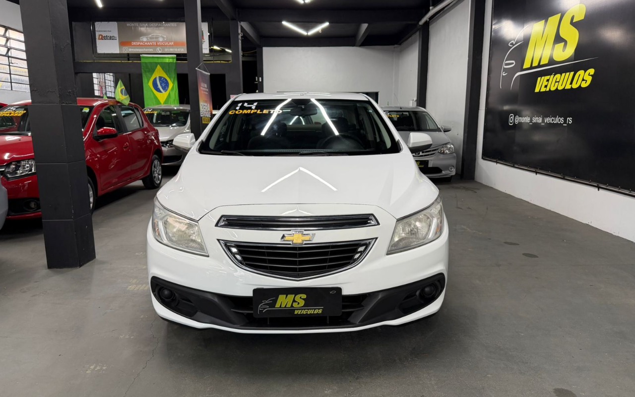 Chevrolet Prisma 2014 Branco — foto 1 de 3