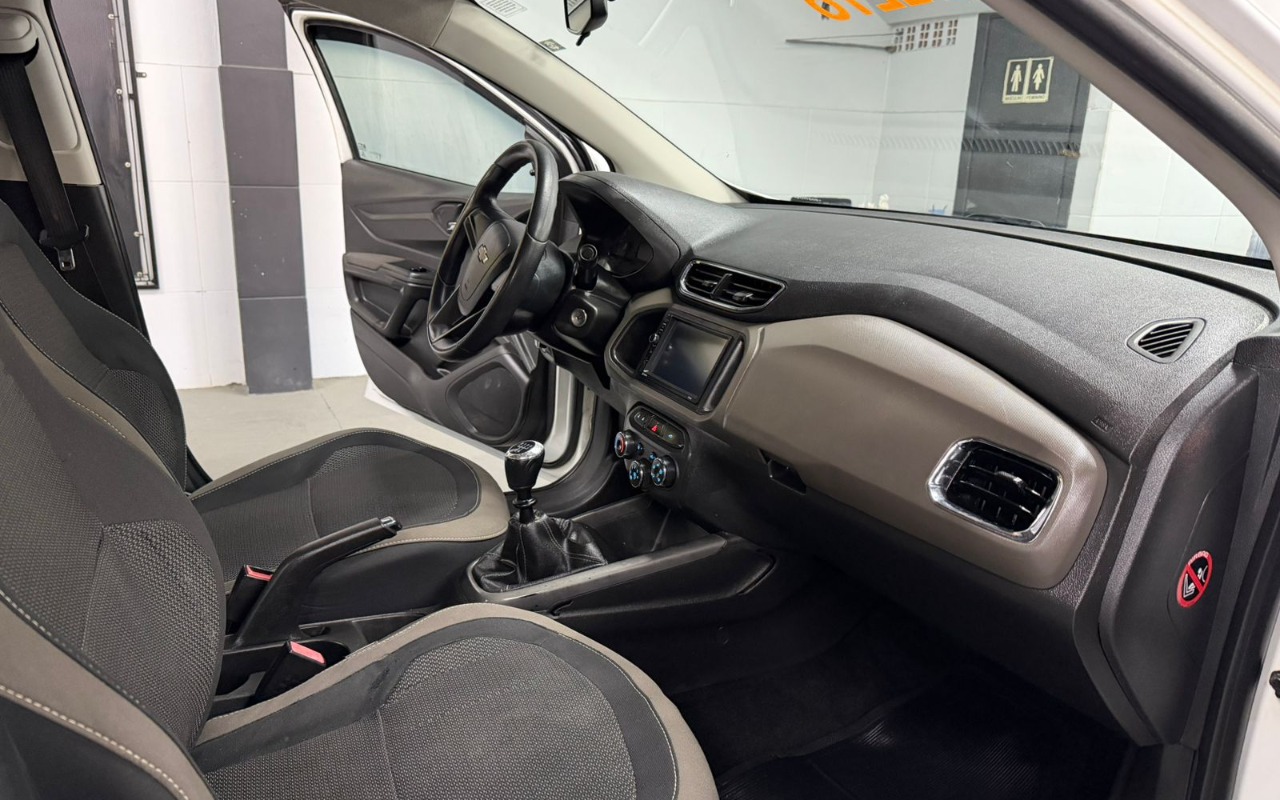 imagem-https://www.socarrao.com.br/sc-vehicle-images-prod/3622385/1788465040909-V2hhdHNBcHAgSW1hZ2UgMjAyNi0wOS0wMyBhdCAxNi4yOC4zNC5qcGVn.jpeg