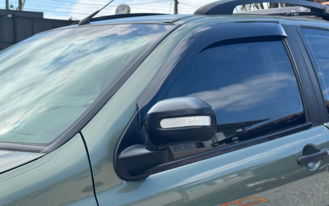imagem-https://www.socarrao.com.br/sc-vehicle-images-prod/3622458/1788465280739-MjAuanBlZw.jpeg