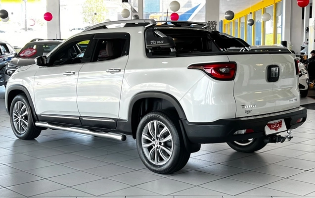 imagem-https://www.socarrao.com.br/sc-vehicle-images-prod/3622472/1788465416428-18_022347.jpg