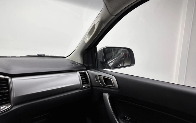 imagem-https://www.socarrao.com.br/sc-vehicle-images-prod/3622637/1788465723232-186a1003d5b44cc3927fa94f3d2616b5_1788465639553.jpg