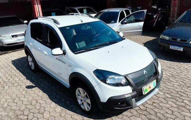 imagem-https://www.socarrao.com.br/sc-vehicle-images-prod/3622792/1789393214996-8448453_7_B_d8f4720013.jpeg