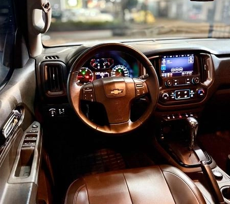 imagem-https://www.socarrao.com.br/sc-vehicle-images-prod/3622838/1788466285082-8403104_15_B_9abe19d652.jpeg