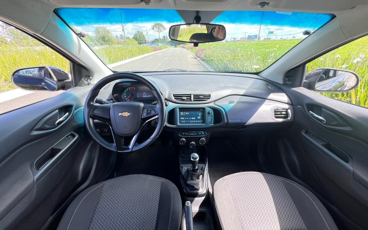 imagem-https://www.socarrao.com.br/sc-vehicle-images-prod/3622857/1788466437014-V2hhdHNBcHAgSW1hZ2UgMjAyNi0wOS0wMiBhdCAxMS4xMy40NS5qcGVn.jpeg