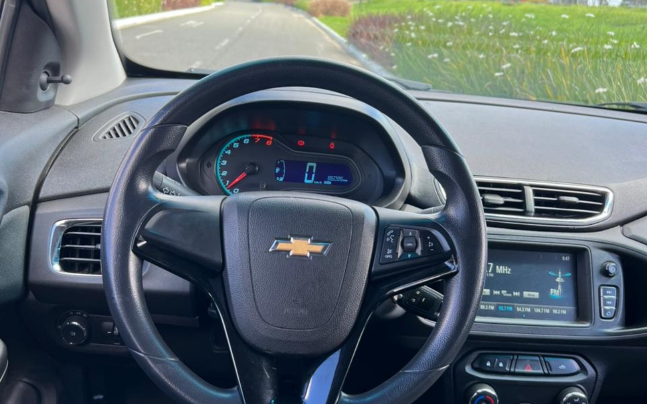imagem-https://www.socarrao.com.br/sc-vehicle-images-prod/3622857/1788466437329-V2hhdHNBcHAgSW1hZ2UgMjAyNi0wOS0wMiBhdCAxMS4xMy40NCAoMSkuanBlZw.jpeg