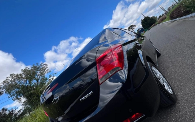 imagem-https://www.socarrao.com.br/sc-vehicle-images-prod/3622857/1788466437440-V2hhdHNBcHAgSW1hZ2UgMjAyNi0wOS0wMiBhdCAxMS4xMy40MCAoMikuanBlZw.jpeg