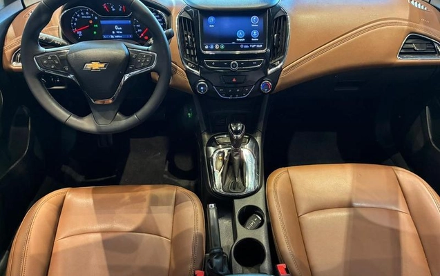 imagem-https://www.socarrao.com.br/sc-vehicle-images-prod/3622869/1788466488189-8448717_15_B_9522ee9b9d.jpeg