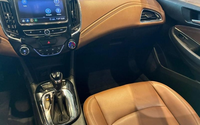 imagem-https://www.socarrao.com.br/sc-vehicle-images-prod/3622869/1788466488189-8448717_6_B_9622708883.jpeg