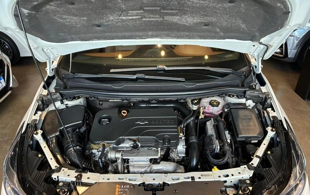imagem-https://www.socarrao.com.br/sc-vehicle-images-prod/3622869/1788466488199-8448717_15_B_a3ecf5266b.jpeg
