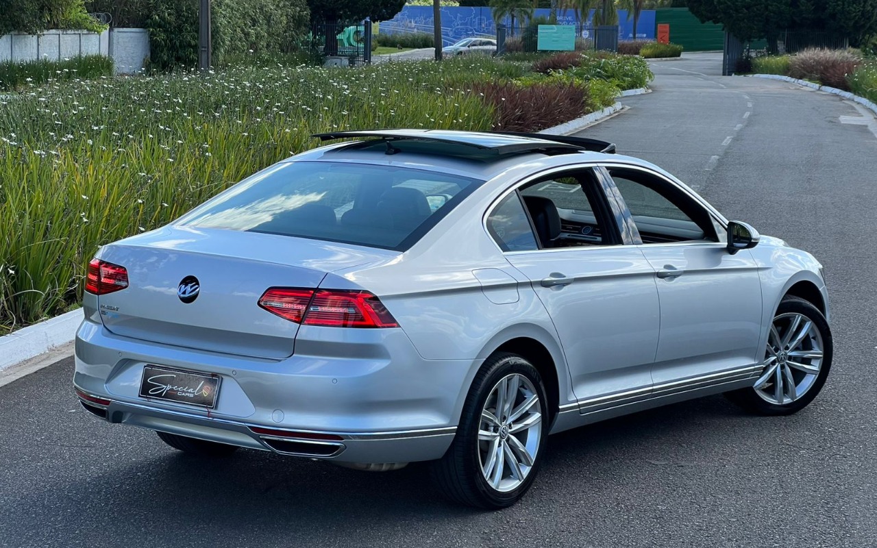 imagem-https://www.socarrao.com.br/sc-vehicle-images-prod/3622928/1788466581540-V2hhdHNBcHAgSW1hZ2UgMjAyNi0wOS0wMiBhdCAxNC40NC41MiAoMSkuanBlZw.jpeg