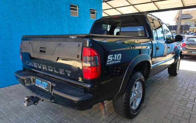 imagem-https://www.socarrao.com.br/sc-vehicle-images-prod/3622952/1788466661281-8447803_11_B_8511ed240f.jpeg