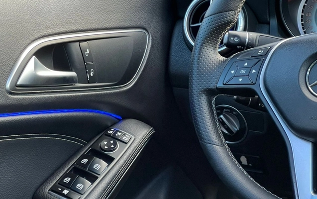 imagem-https://www.socarrao.com.br/sc-vehicle-images-prod/3623108/1788466862412-V2hhdHNBcHAgSW1hZ2UgMjAyNi0wOS0wMiBhdCAxOC4wNi41NSAoMSkuanBlZw.jpeg