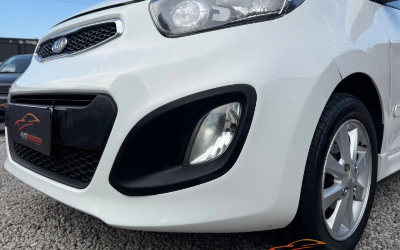 imagem-https://www.socarrao.com.br/sc-vehicle-images-prod/3623115/1788466868827-Ni5qcGVn.jpeg