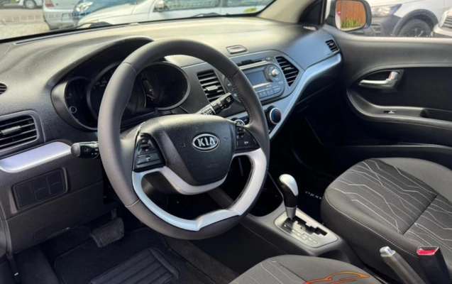 imagem-https://www.socarrao.com.br/sc-vehicle-images-prod/3623115/1788466869124-OS5qcGVn.jpeg